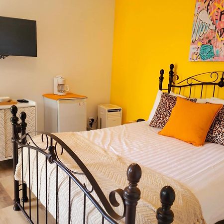 Motel Abricafé Stoneham Extérieur photo