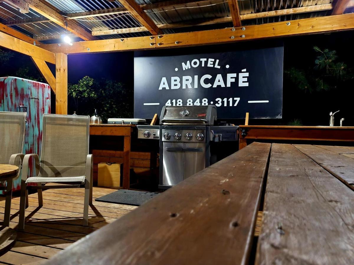 Motel Abricafé Stoneham Extérieur photo