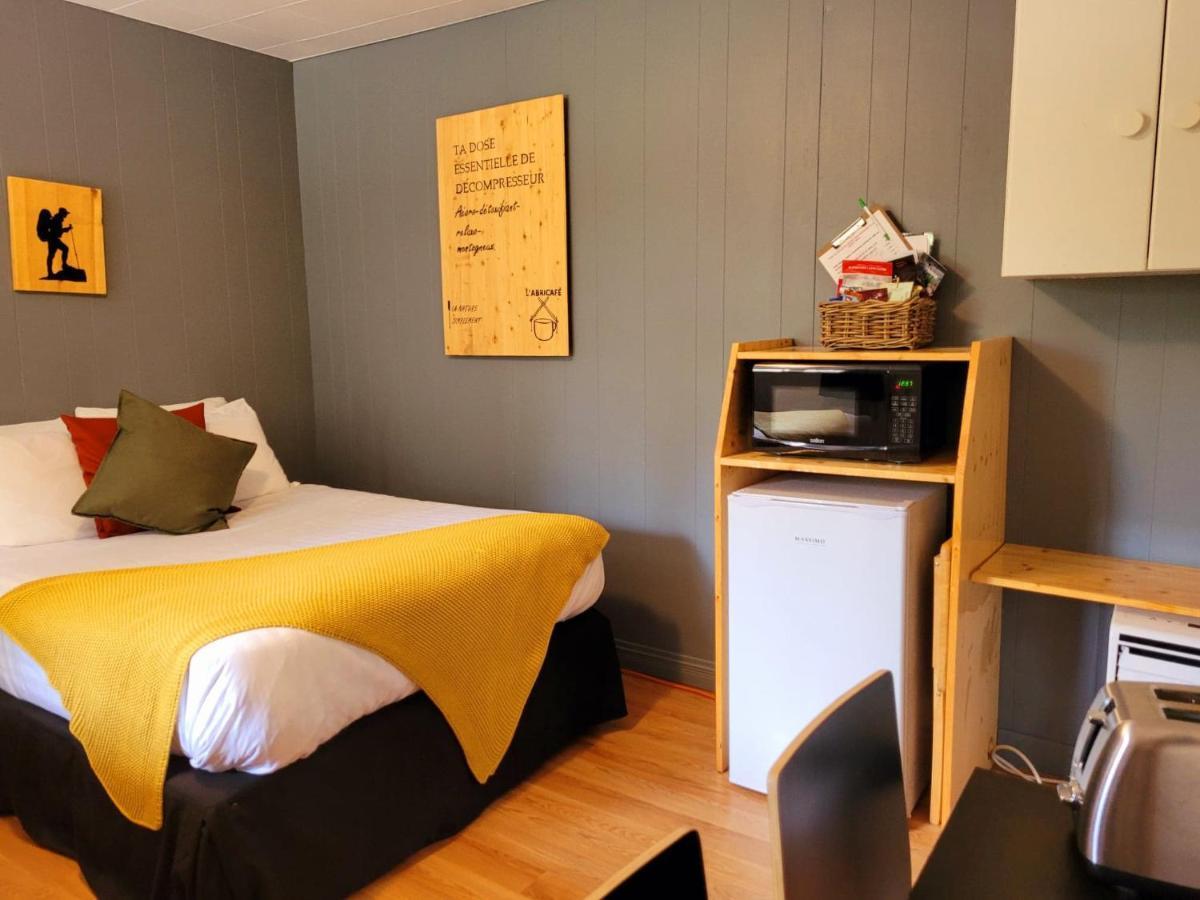Motel Abricafé Stoneham Extérieur photo