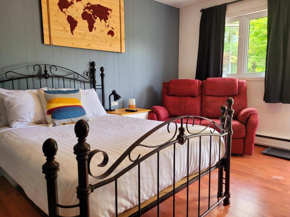 Motel Abricafé Stoneham Extérieur photo